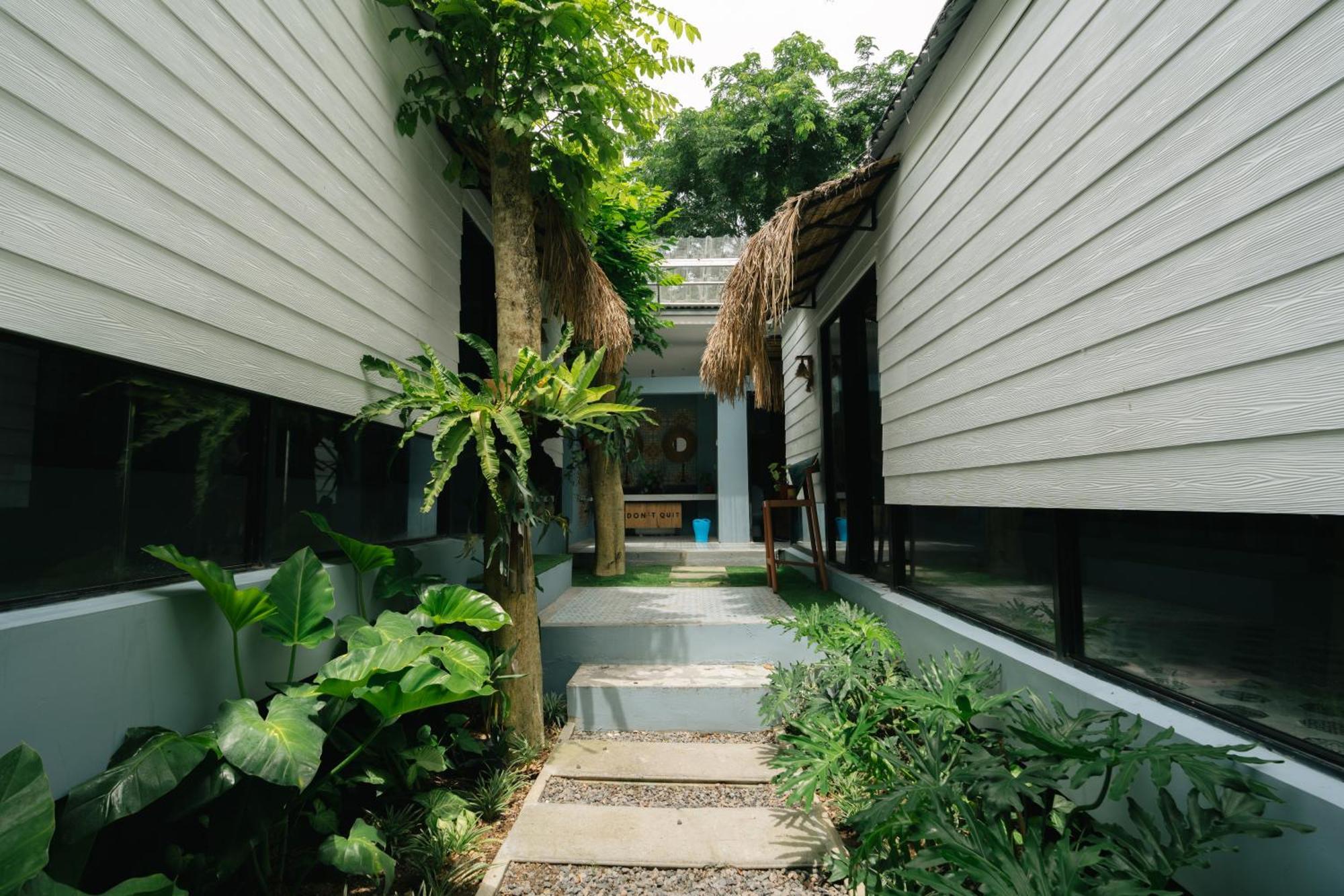 The Jungle Hostel Canggu מראה חיצוני תמונה