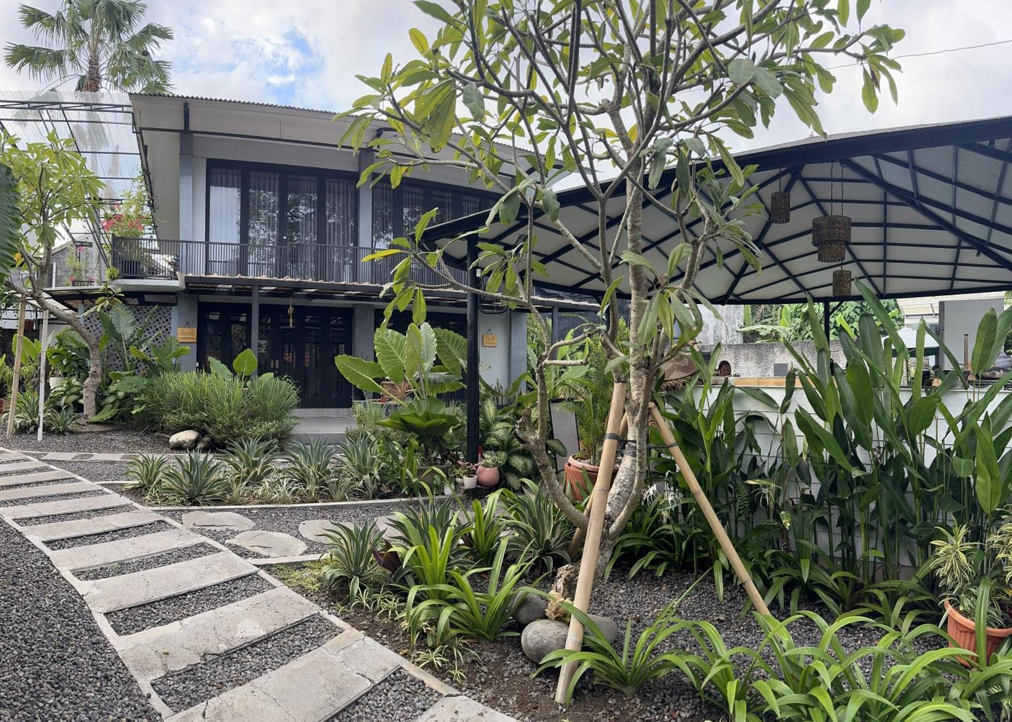 The Jungle Hostel Canggu מראה חיצוני תמונה