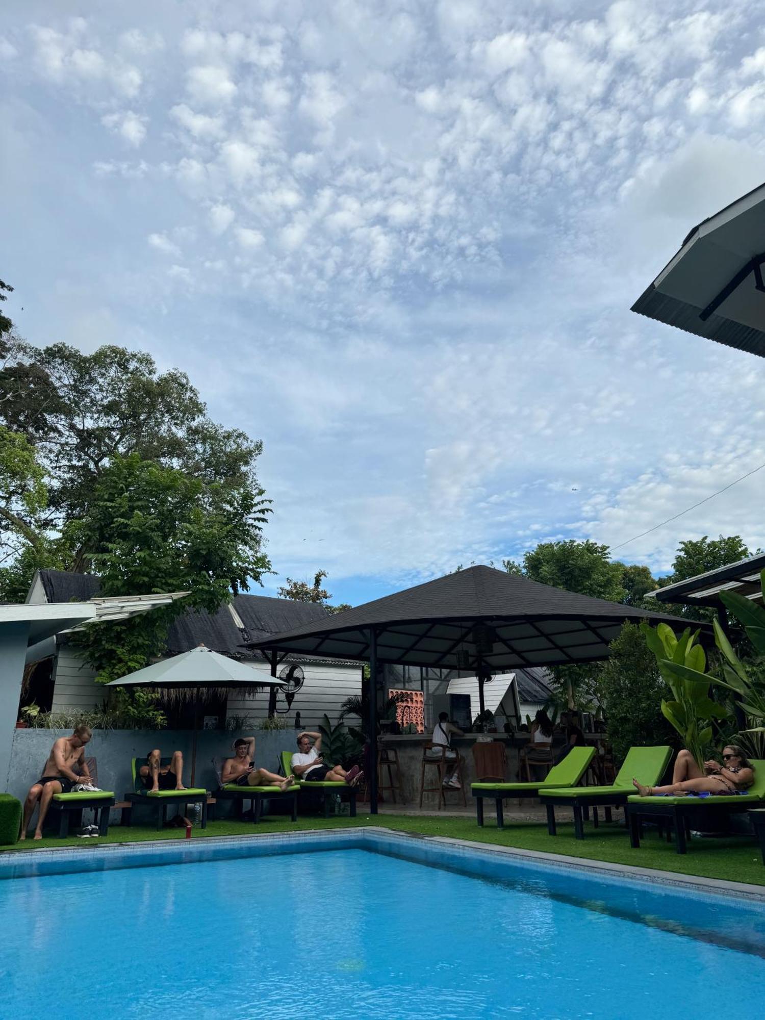 The Jungle Hostel Canggu מראה חיצוני תמונה