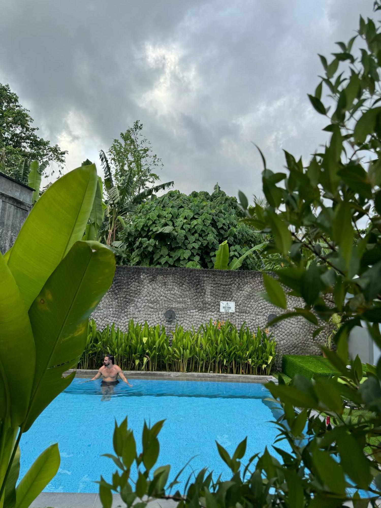 The Jungle Hostel Canggu מראה חיצוני תמונה