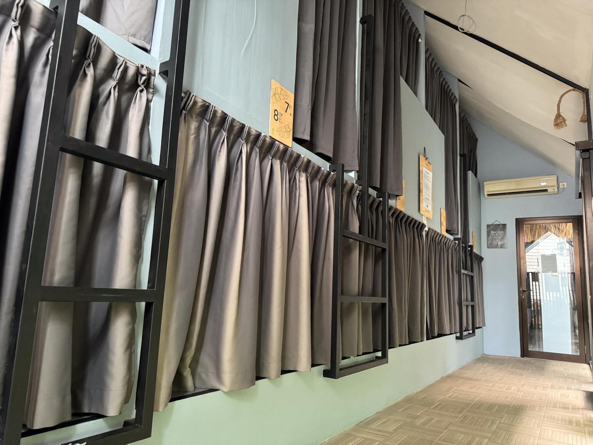 The Jungle Hostel Canggu מראה חיצוני תמונה