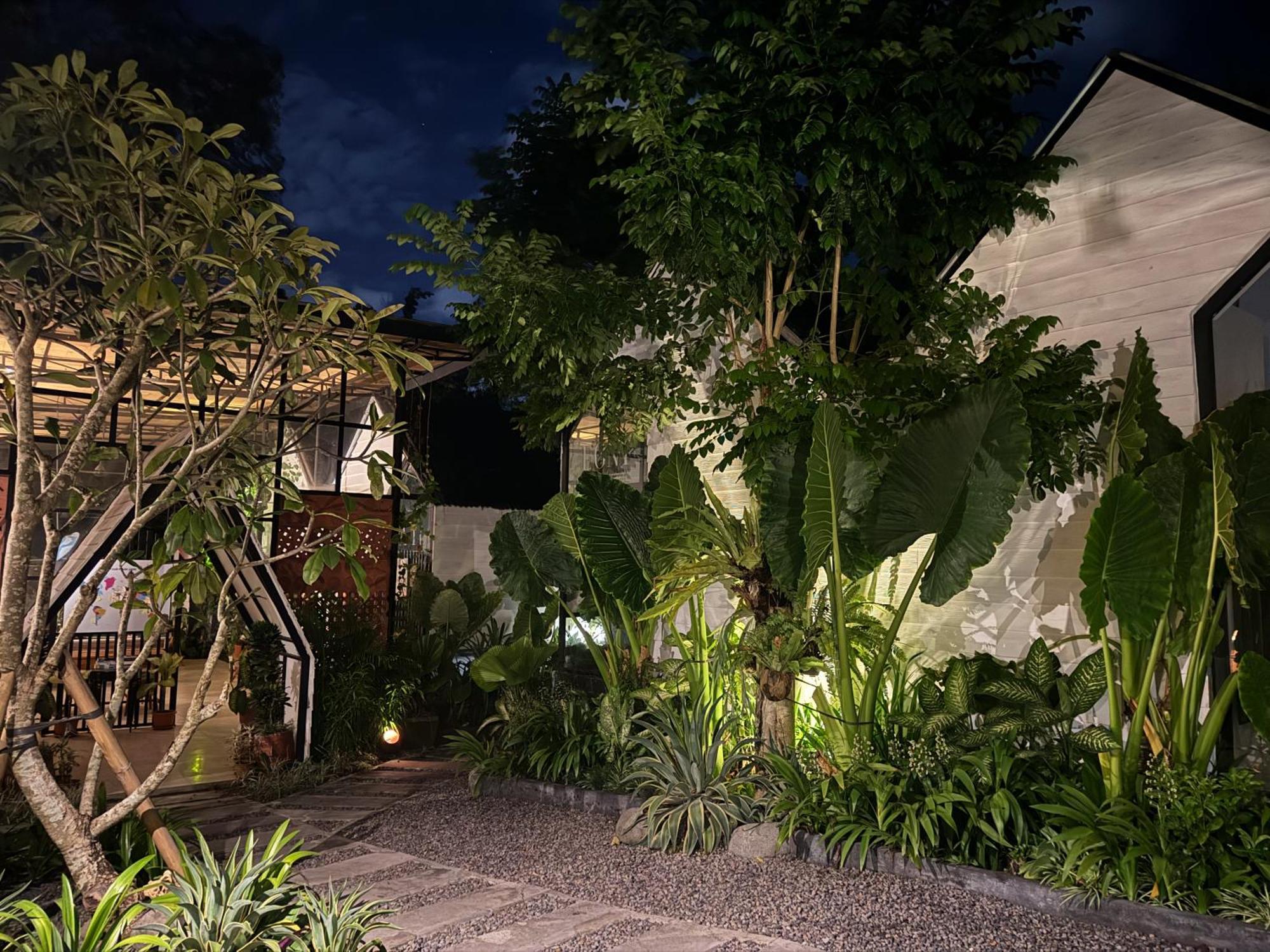 The Jungle Hostel Canggu מראה חיצוני תמונה
